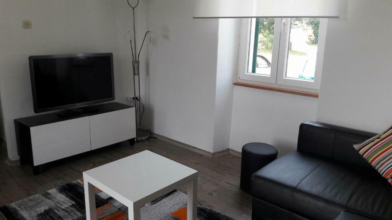 Villa Zwei Zedern Pićan Exteriér fotografie